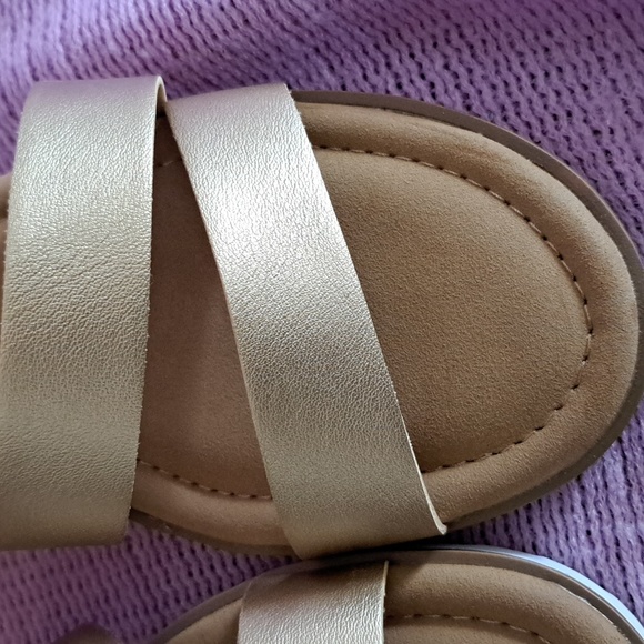 Women's Expression Sandals - Picture 3 of 4